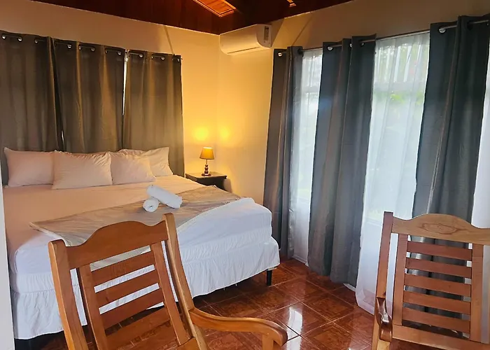 Chateau Arenal Hotel & Restaurante